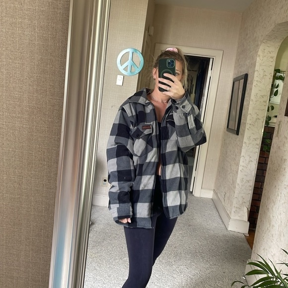 Canyon Creek Woman's Sherpa Plaid Flannel Zip Up Shacket - Picture 12 of 13